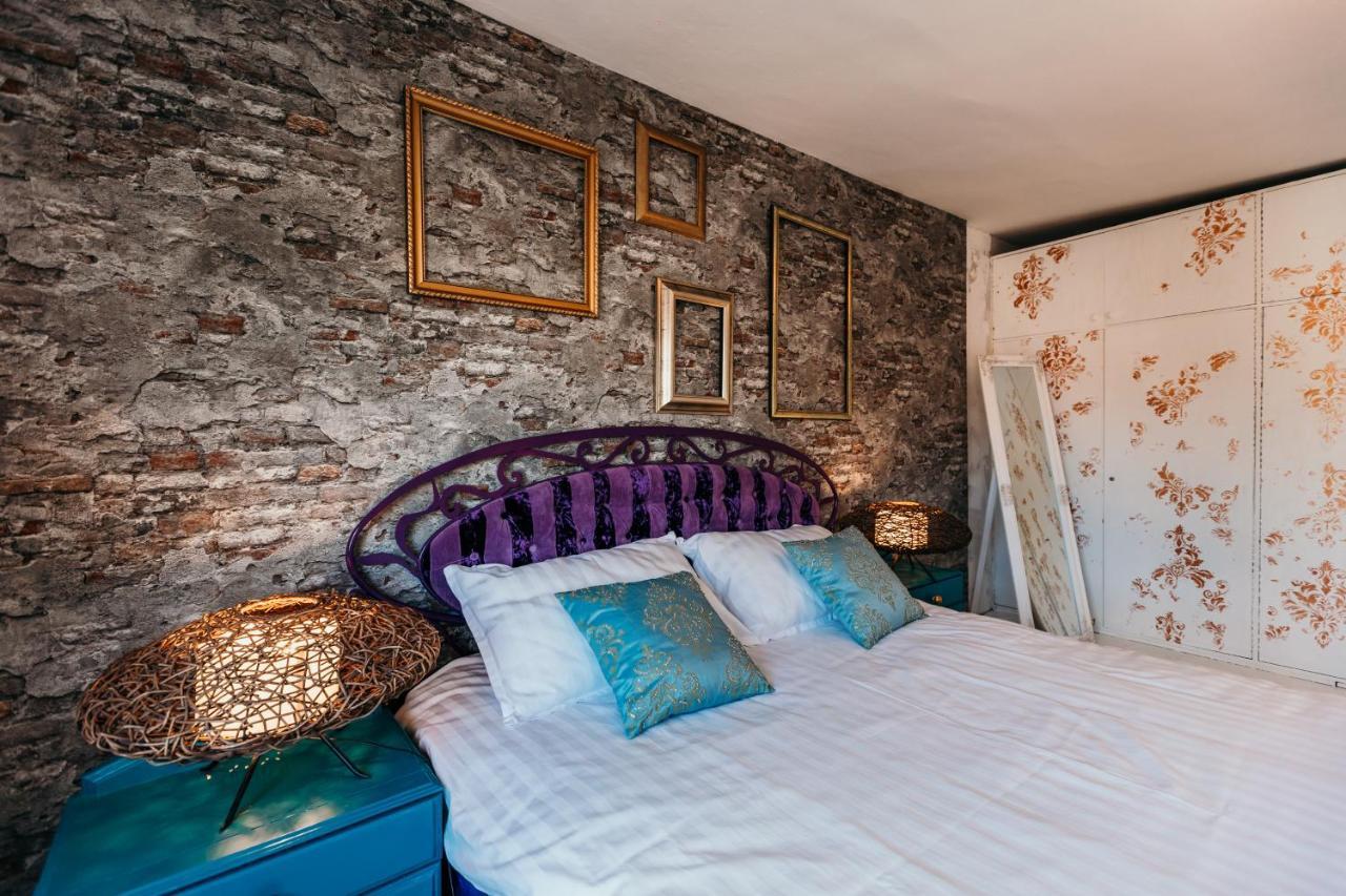 Sarajevo Boutique Appartement Buitenkant foto