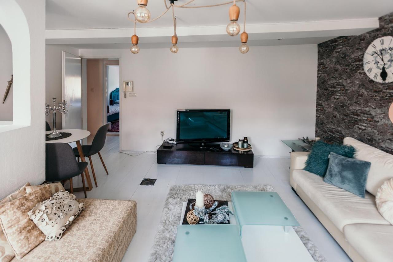 Sarajevo Boutique Appartement Buitenkant foto